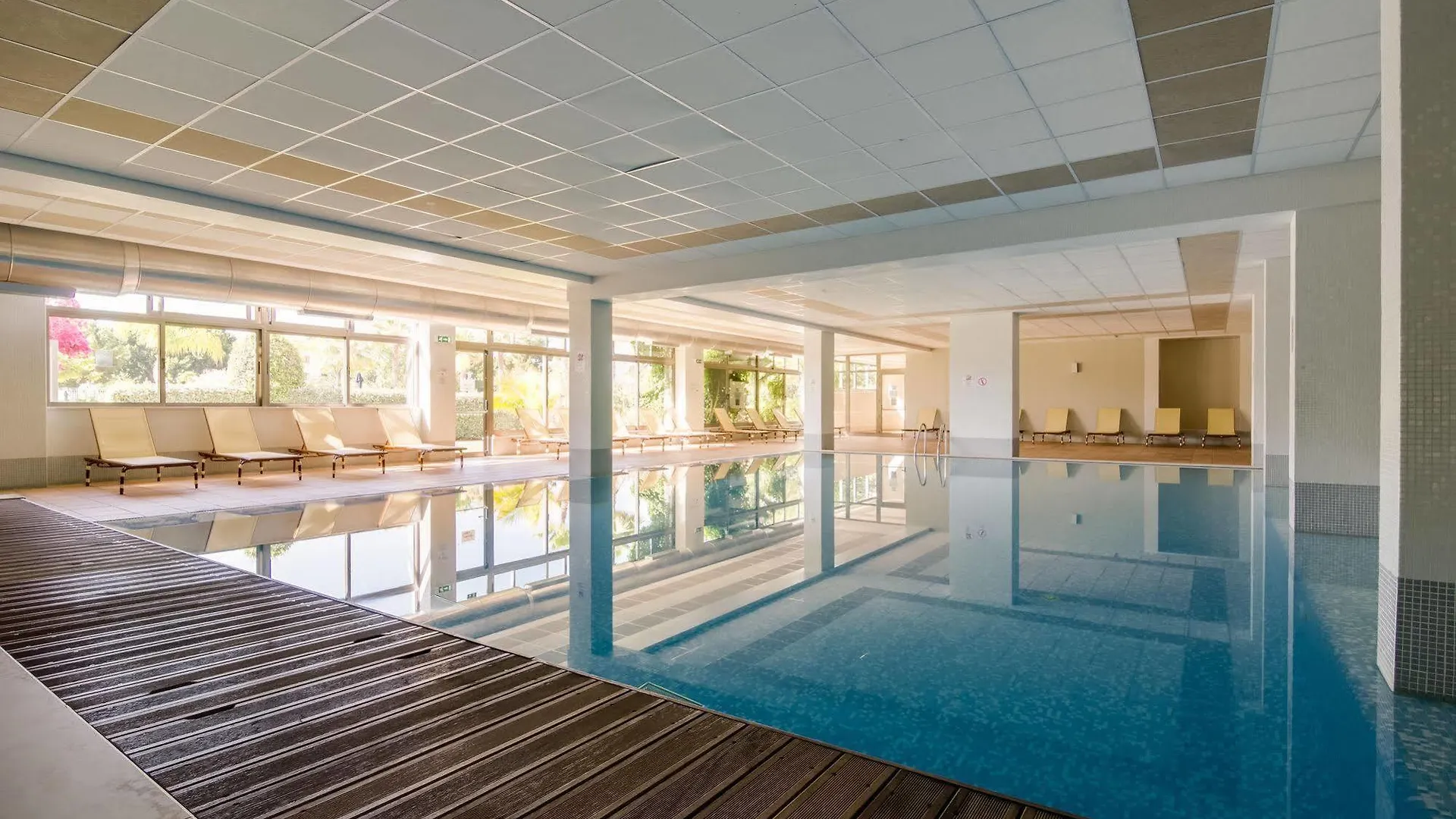 Alfagar Aparthotel Albufeira 4*,