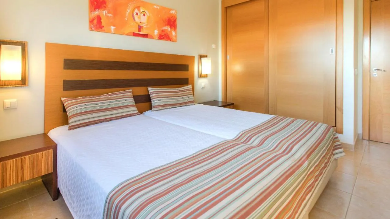 Alfagar Aparthotel Albufeira 4*,