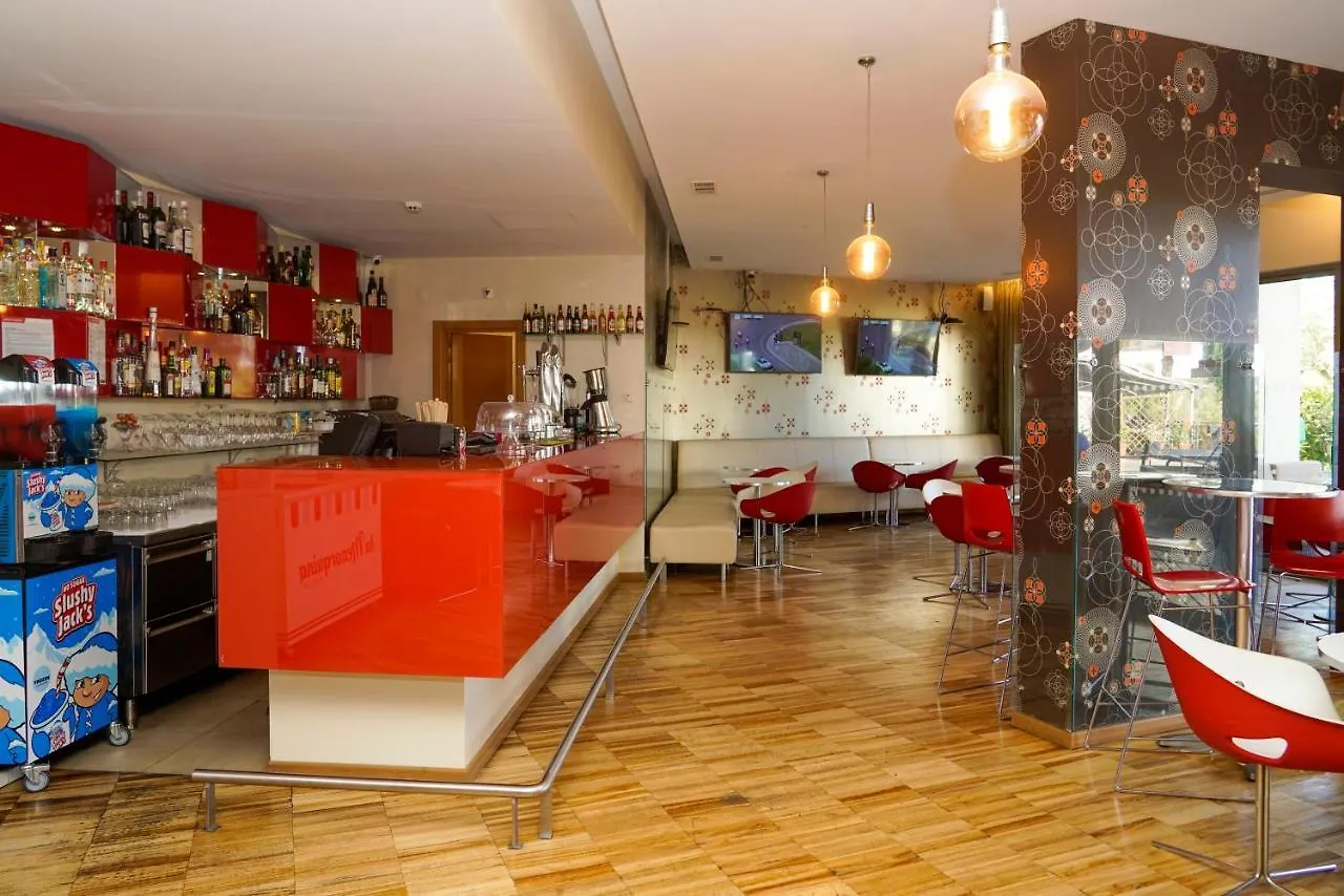 Alfagar Aparthotel Албуфейра